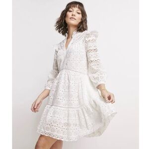 Vineyard Vines Tiered Eyelet Ruffled Dress size M